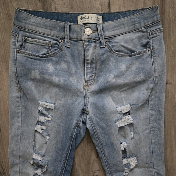 Mudd FLX Stretch Light Wash Low Rise Skinny Ripped Distressed Jeans Junior 9 - Picture 10 of 10